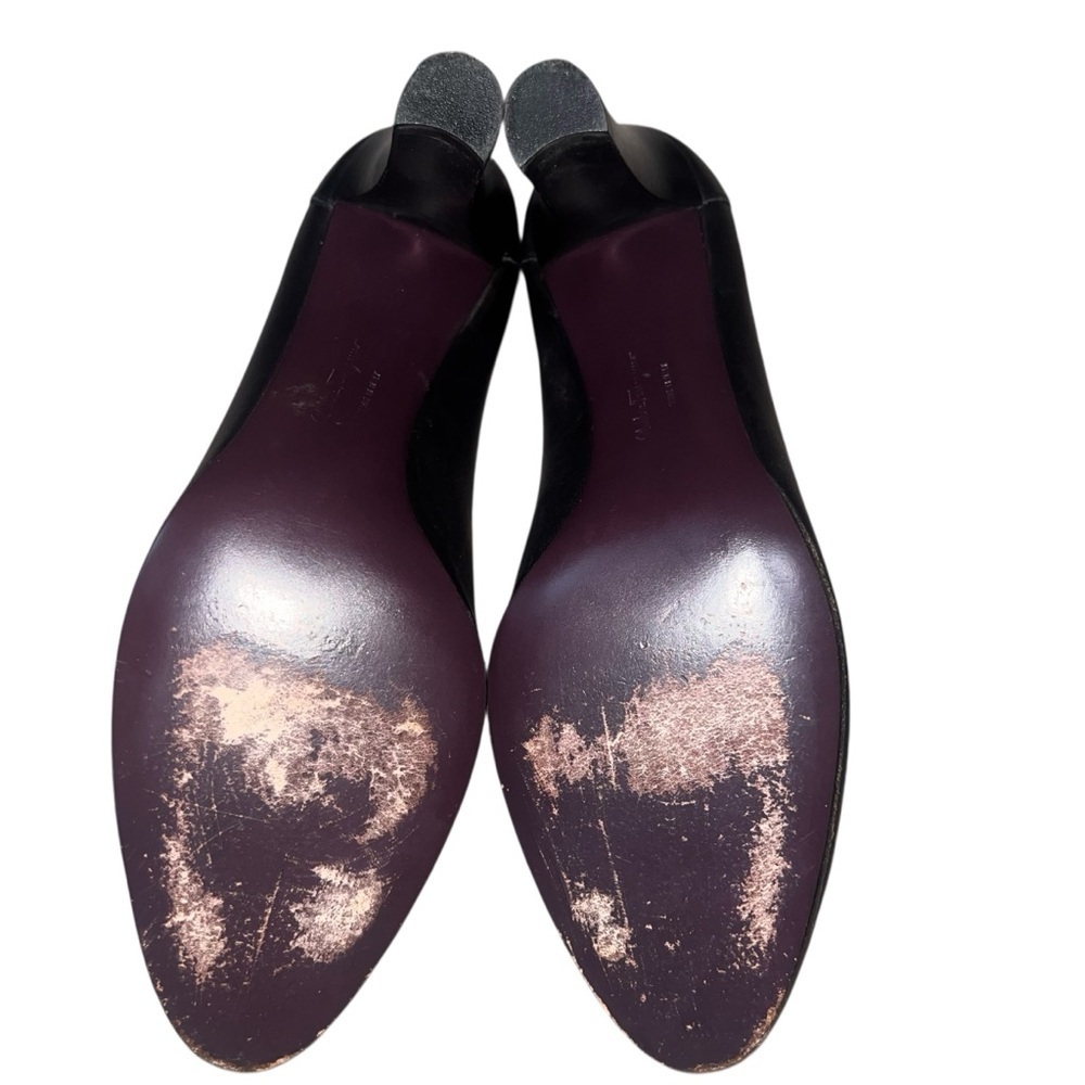 EUC Women's Salvatore Ferragamo Black Leather Loafer Heels 9.5 Classic Neutral - Picture 4 of 9